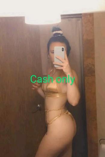 Dana Bae , 22  female escort, Madison