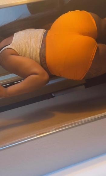 Caramel, 26  female escort, Madison