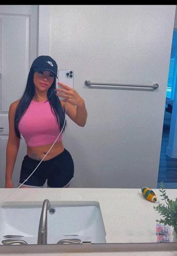531-391-0479, 25  female escort, Madison
